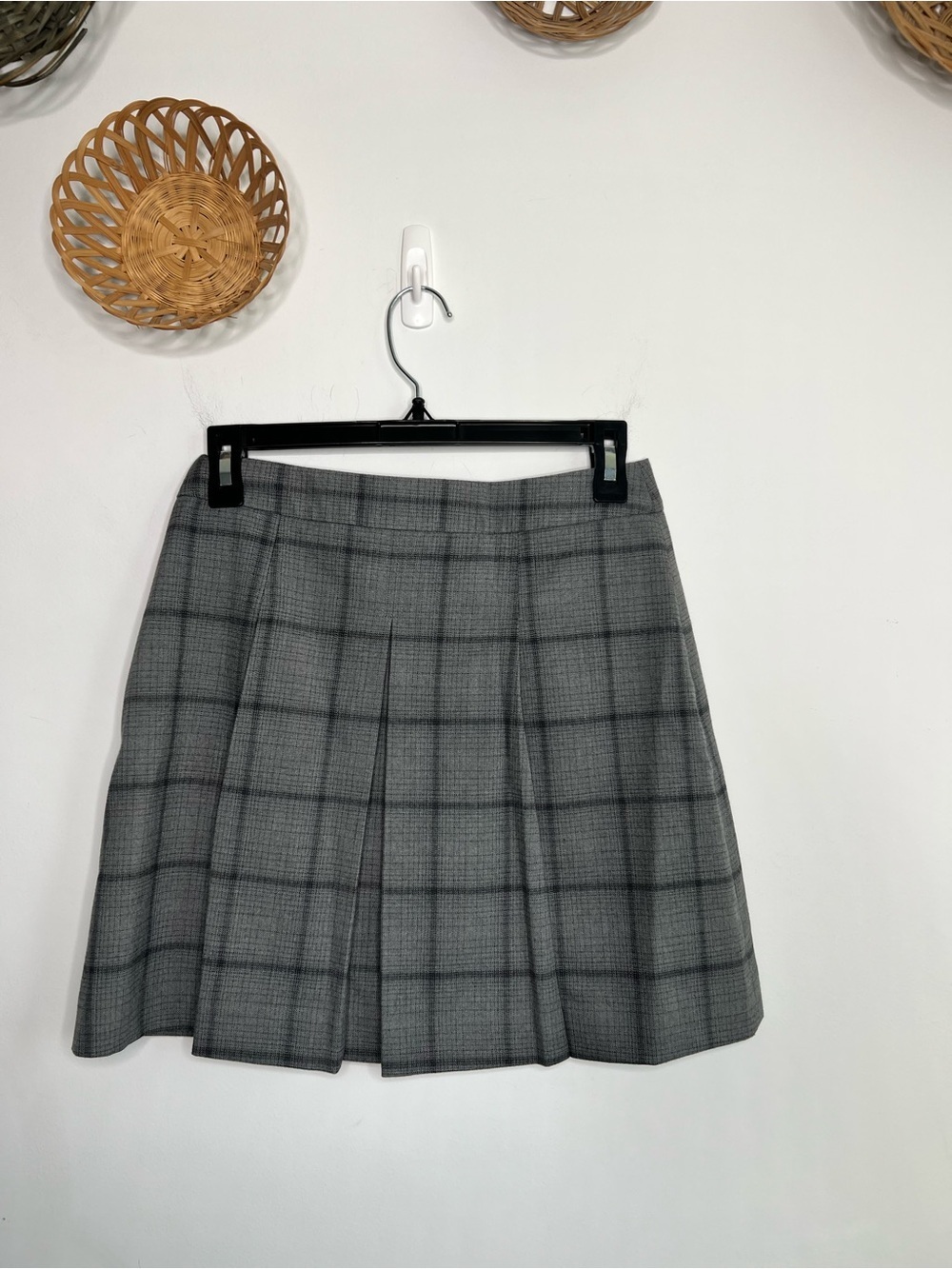 Loft Pleated Skirt Size 00 Petite - Picture 2 of 5